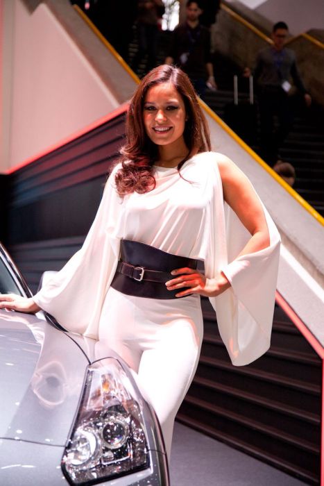 Girls of Geneva Motor Show 2012. Part 2 (68 pics)