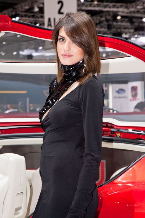 Girls of Geneva Motor Show 2012. Part 2 (68 pics)