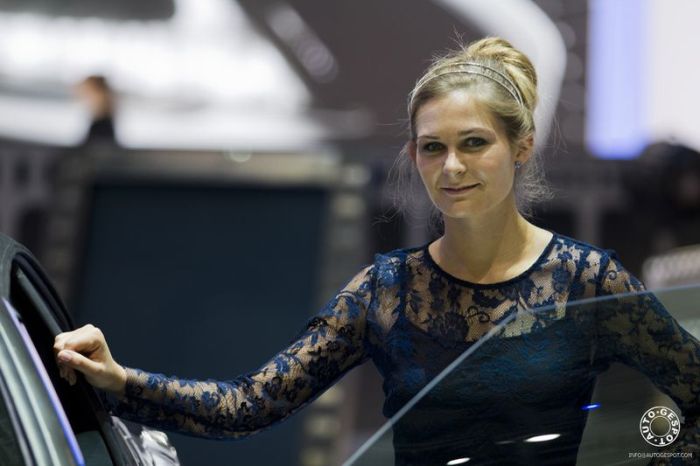 Girls of Geneva Motor Show 2012. Part 2 (68 pics)