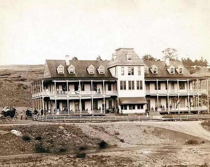 Photographs of the Old West (80 pics)