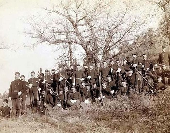 Photographs of the Old West (80 pics)