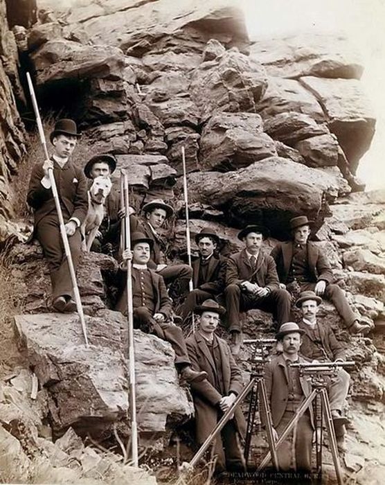 Photographs of the Old West (80 pics)