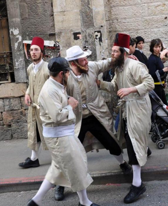 Wasted Israelis During the Purim Celebration (59 pics)