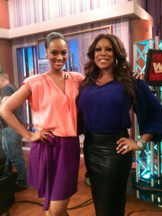 Tyra Banks Twitpics (43 pics)