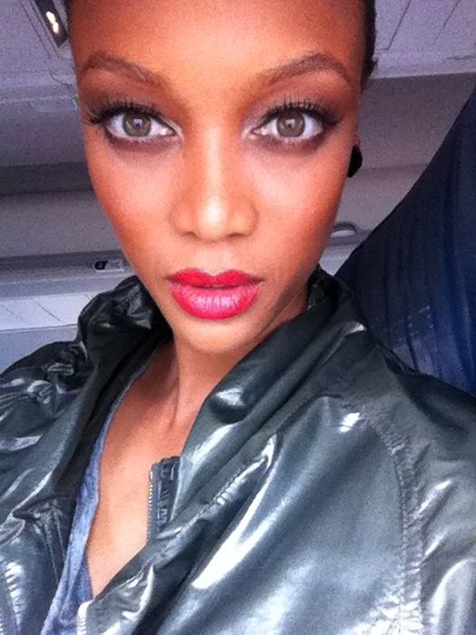 Tyra Banks Twitpics (43 pics)