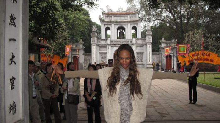 Tyra Banks Twitpics (43 pics)