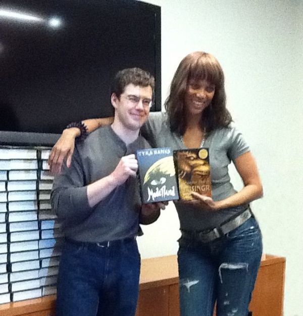 Tyra Banks Twitpics (43 pics)
