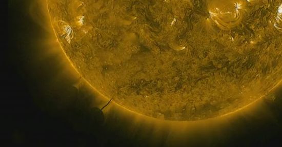 Giant Sphere Around The Sun