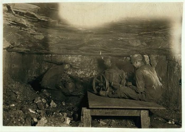 Child Miners (20 pics)