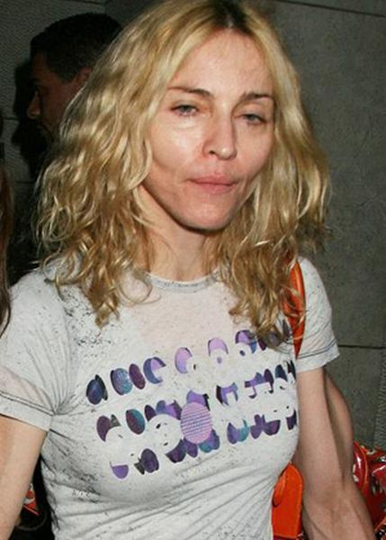 Celebs With and Without Makeup (80 pics)