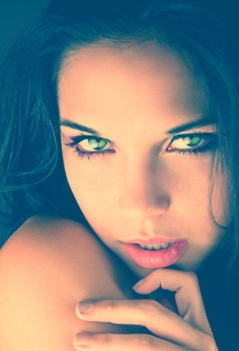 Beautiful Girls (33 pics)