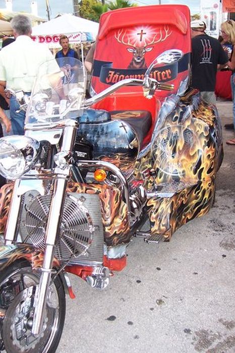 Welcome to Daytona Bike Week (64 pics)