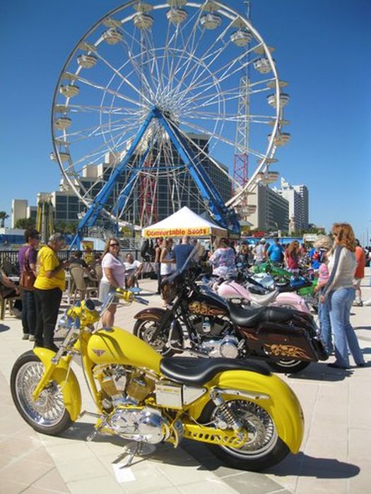Welcome to Daytona Bike Week (64 pics)