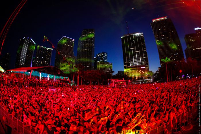 Ultra Music Festival 2012 (100 pics)