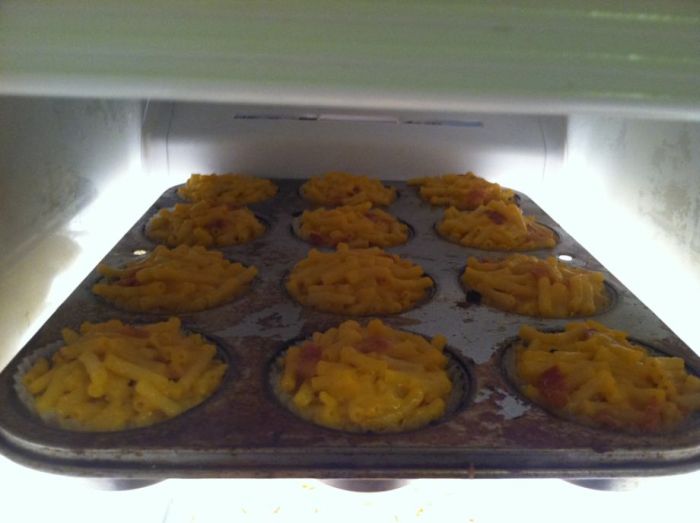 Macaroni and Cheese Cupcakes (19 pics)