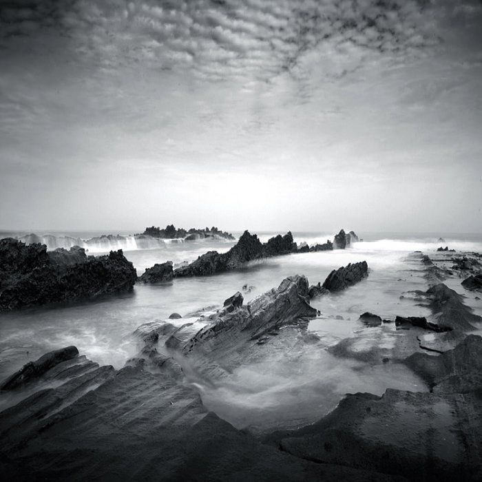 Beautiful Black and White Photos by Hengki Koentjoro (30 pics)