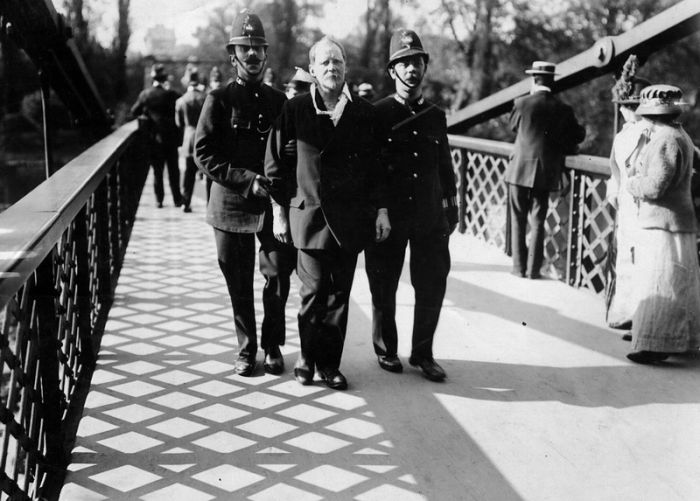 Police, 1890 - 1930 (55 pics)