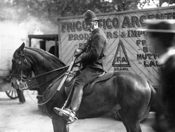 Police, 1890 - 1930 (55 pics)