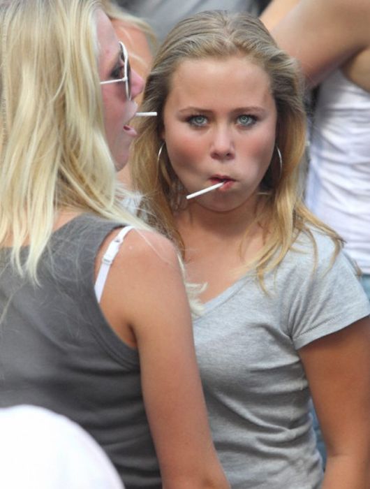 Acid Picdump (93 pics)