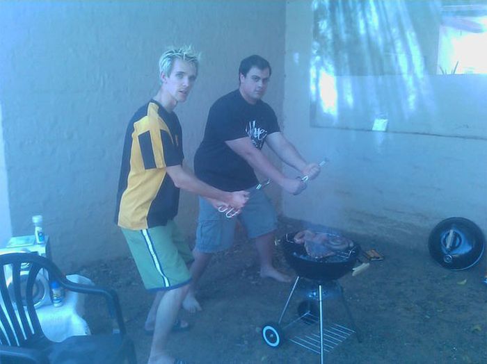 Hilarious Photoshop Trolling. Part 2 (14 pics)