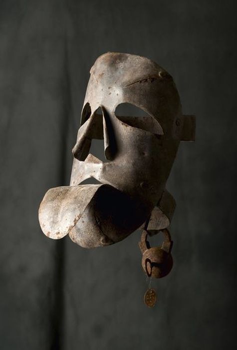Torture Instruments of Fernand Meysonnier (74 pics)