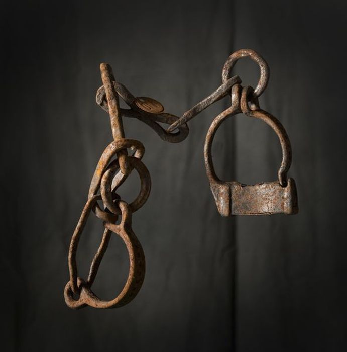 Torture Instruments of Fernand Meysonnier (74 pics)