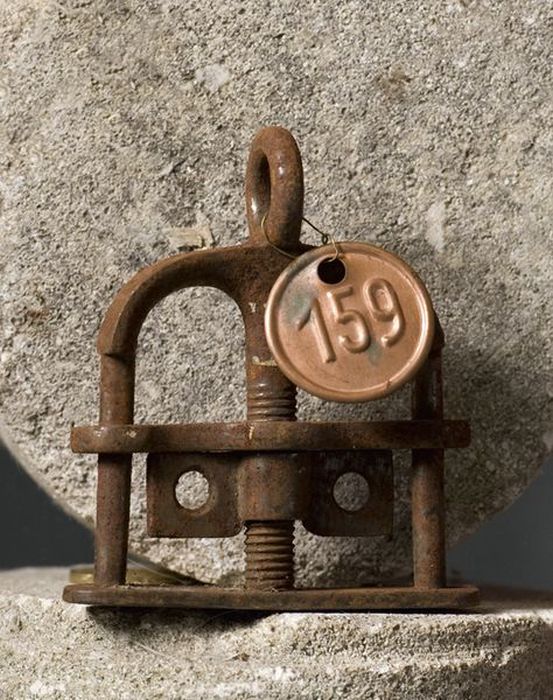 Torture Instruments of Fernand Meysonnier (74 pics)