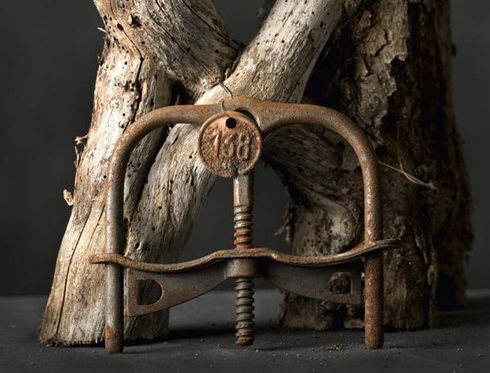 Torture Instruments of Fernand Meysonnier (74 pics)