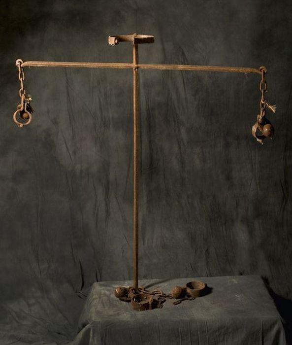 Torture Instruments of Fernand Meysonnier (74 pics)