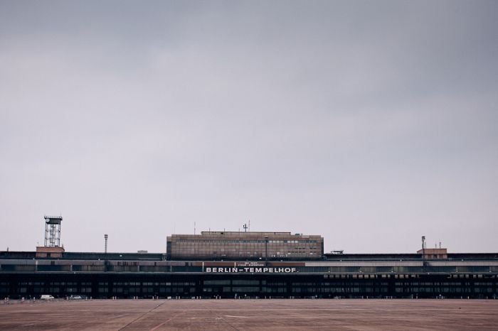 Photos by Julien Mauve (99 pics)