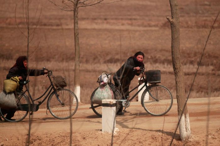 Random Pictures of North Korea (37 pics)