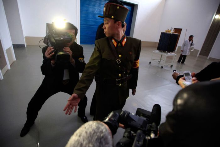 Random Pictures of North Korea (37 pics)