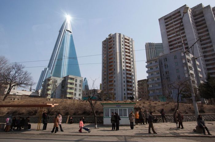Random Pictures of North Korea (37 pics)