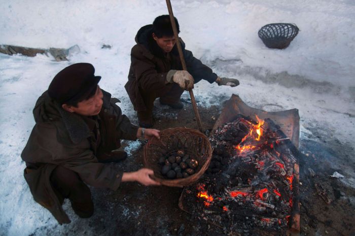 Random Pictures of North Korea (37 pics)
