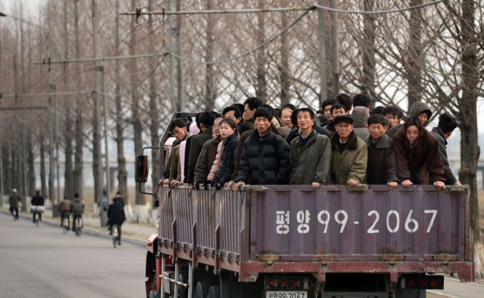 Random Pictures of North Korea (37 pics)