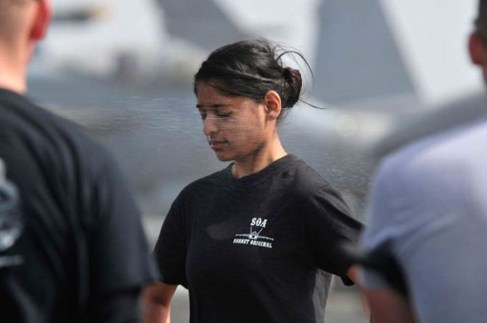 Girls in Army (20 pics)