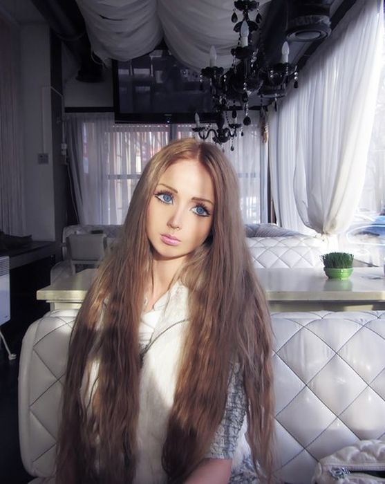 Real-Life Doll (60 pics)