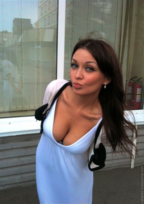 Cute Russian Girls (51 pics)