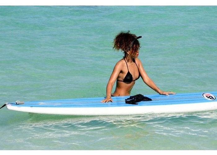 The Perfect Day With Rihanna (45 pics)