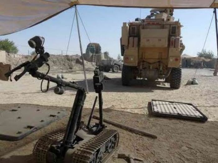 EOD robots (31 pics)