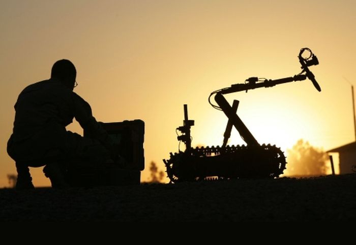 EOD robots (31 pics)