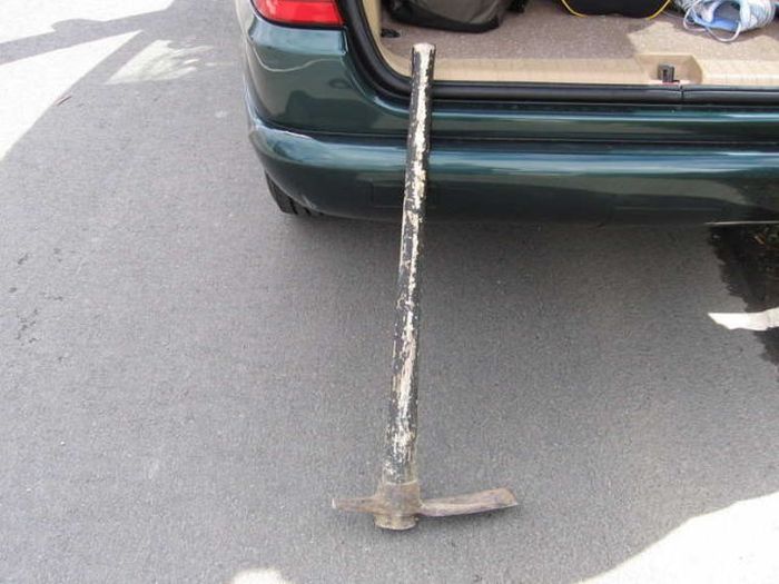 Lucky Couple Survived a Pickaxe Attack (10 pics)