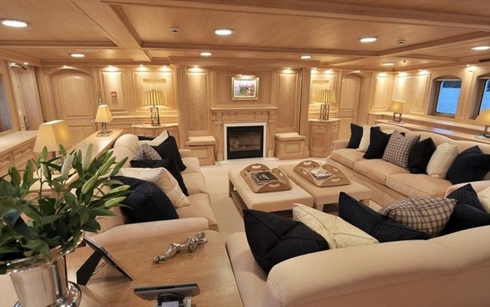 Beautiful Nero Yacht by Neptun Ozis (15 pics)