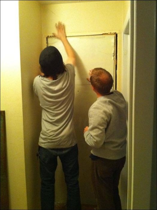 Roommate Prank (22 pics)