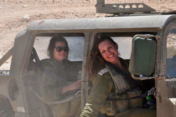 Girls of Israel Army Forces. Part 3 (70 pics)