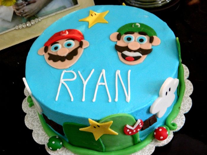 Super Mario Cakes (100 pics)