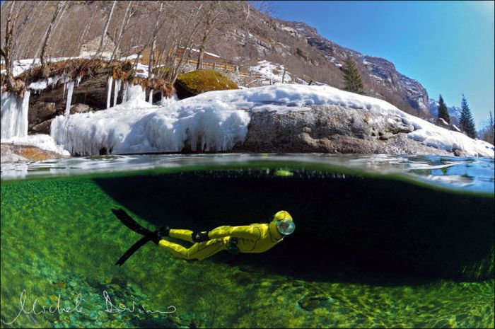 Incredibly Clear Waters of Verzasca River (12 pics)