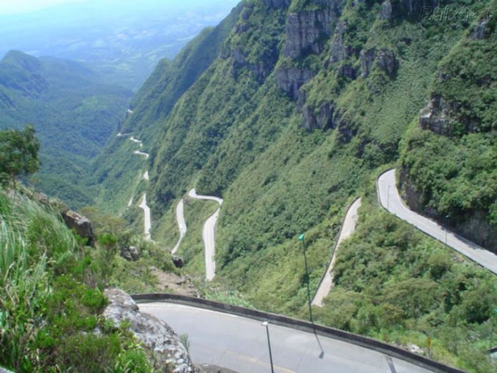 Most Dangerous Roads In The World (91 pics)