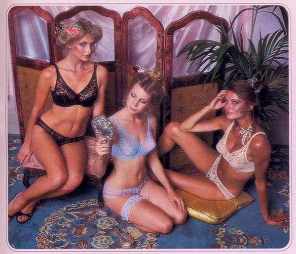 Victoria's Secret Models in 1979 (23 pics)