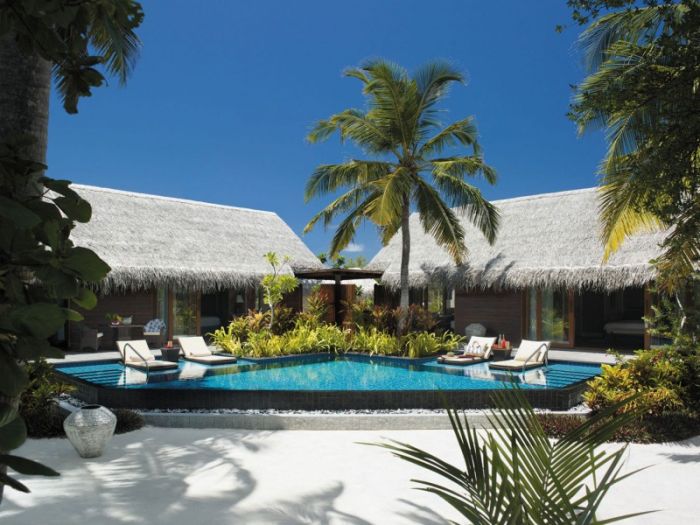5 Star Luxury Villingili Resort and Spa in Maldives (22 pics)